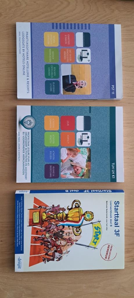 Starttaal 3F Leerwerkboek deel B + 2 Praktijkboeken, Boeken, Gelezen, Ophalen of Verzenden, Bregje Cruijsberg, Marleen Tienstra, Suzet Volders
