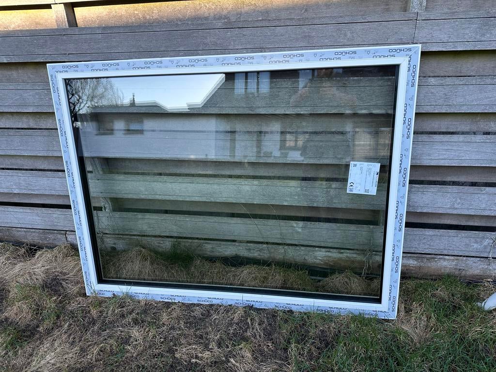 Nieuw Schuco kozijn 120x160 met HR+++ triple glas, Doe-het-zelf en Verbouw, Glas en Ramen, Ophalen, Nieuw, Gevelraam of Ruit, 120 tot 160 cm