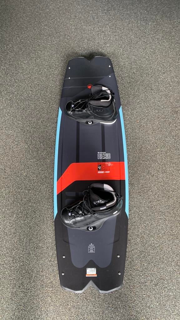 Liquid force wakeboard als nieuw, Watersport en Boten, Wakeboarden, Ophalen, Zo goed als nieuw