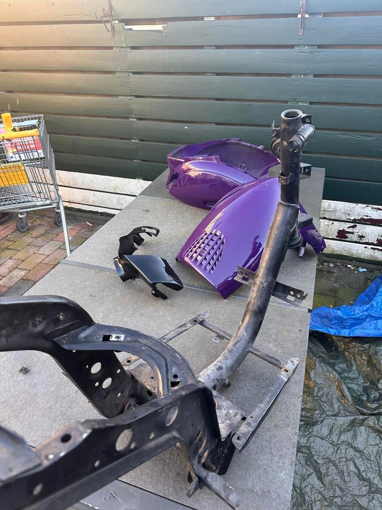 Piaggio zip frame met wok en kappenset, Ophalen of Verzenden, Zo goed als nieuw, Kap, Piaggio