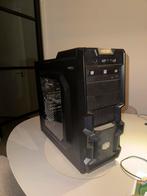 Gaming PC Cooler Master, Computers en Software, Computerbehuizingen, Ophalen of Verzenden, Zo goed als nieuw
