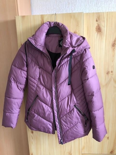 winterjas, Overige kleuren, Zo goed als nieuw, District, Ophalen