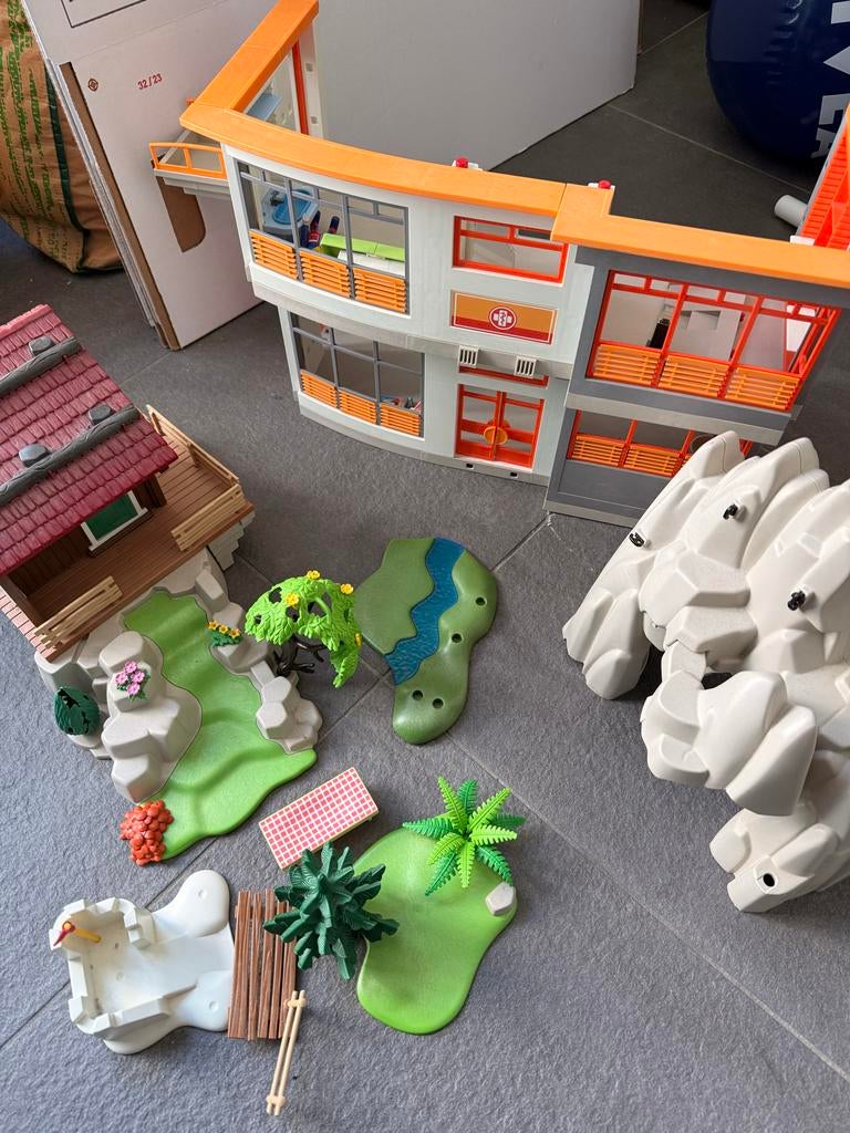 Grote Playmobil collectie: ziekenhuis, berghut, zeemeermin, Ophalen, Zo goed als nieuw, Los playmobil