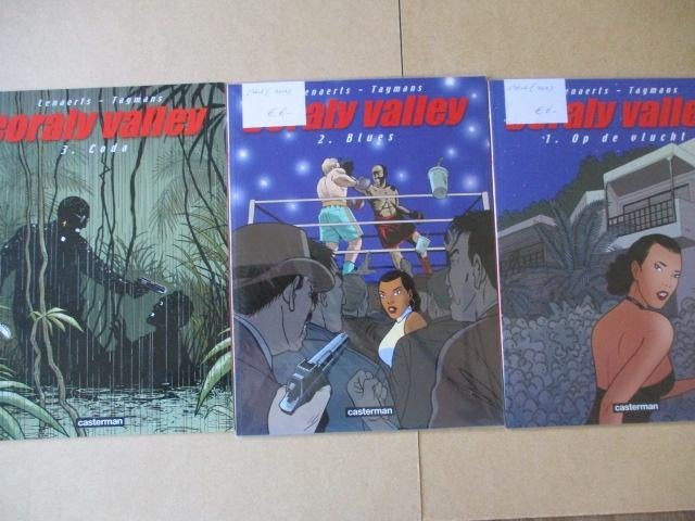w0043 coraly valley 1 t/m 3, Meerdere stripboeken, Ophalen, Gelezen