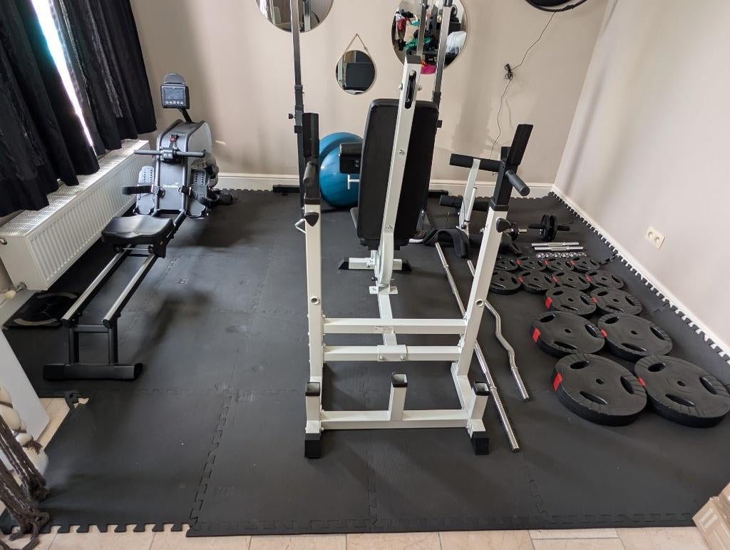 Multifunctionele Benchpress, Squat Reck, Roeimachine + bndh., Ophalen, Zo goed als nieuw, Benen, Krachtstation
