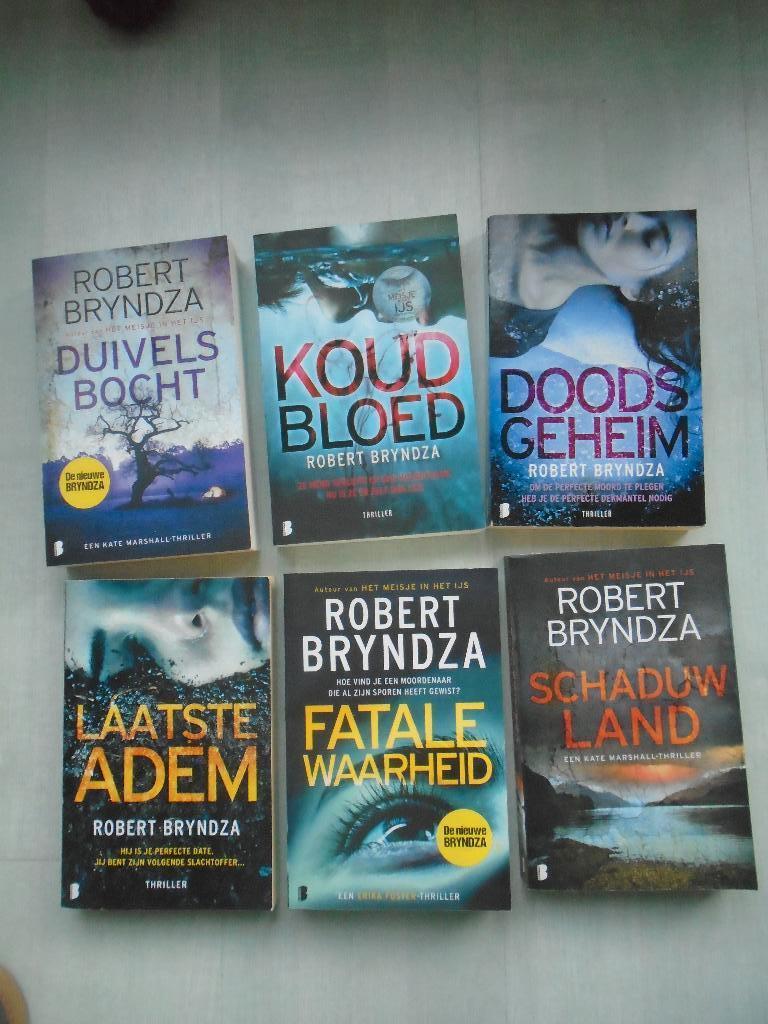 robert bryndza, uitzoeken, Boeken, Thrillers, Ophalen of Verzenden, Zo goed als nieuw, Robert Bryndza, Amerika