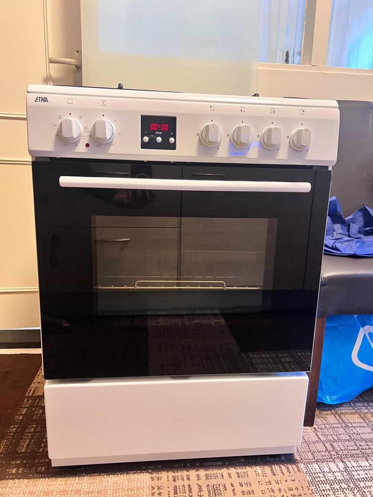 Etna fornuis, Zo goed als nieuw, Gas, Vrijstaand, 85 tot 90 cm