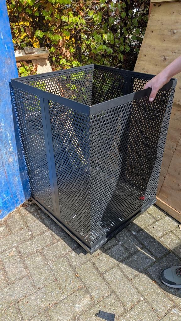 Industriële containers - 70x70x90 cm - goede staat, Kleding | Dames, Kledinghangers, Ophalen
