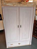 Oude grenen kast, Ophalen, Gebruikt