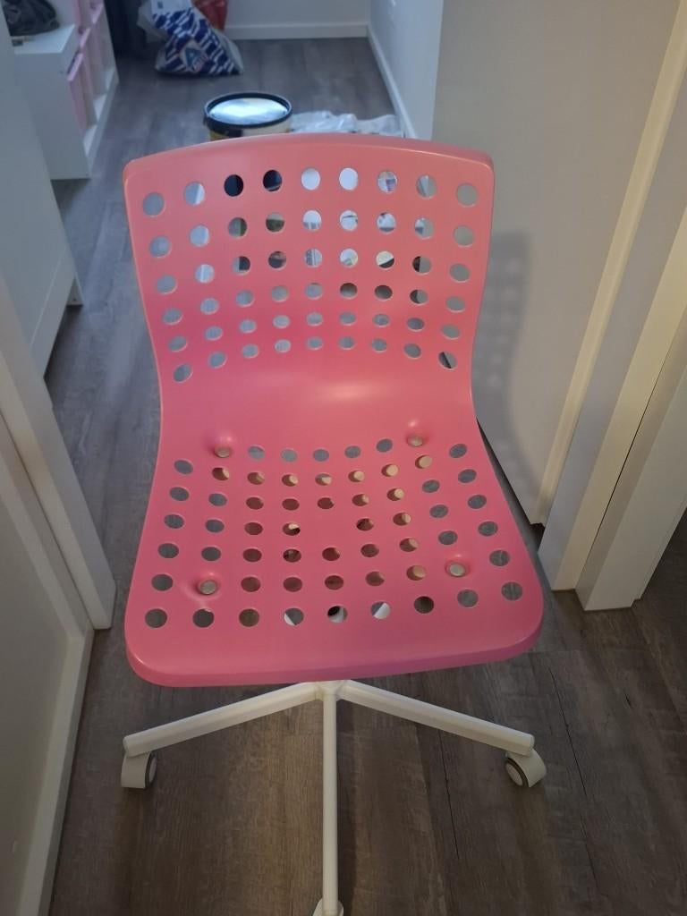 Bureaustoel roze, Huis en Inrichting, Bureaustoelen, Ophalen, Zo goed als nieuw, Roze, Bureaustoel