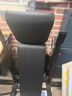 Fitnessbank met halterset en gewichten, Sport en Fitness, Fitnessmaterialen, Gebruikt, Armen, Ophalen of Verzenden, Fitnessbank