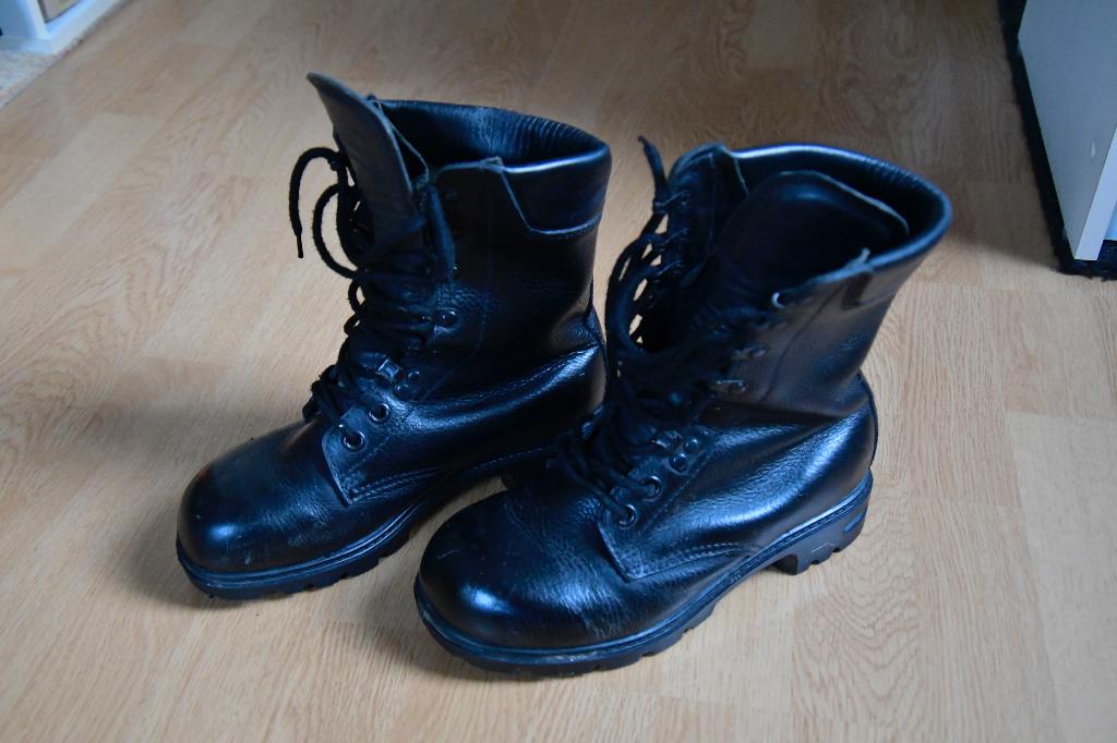 Legerkisten, zwart maat 39, Kleding | Heren, Schoenen, Zwart, Boots, Ophalen of Verzenden, Zo goed als nieuw