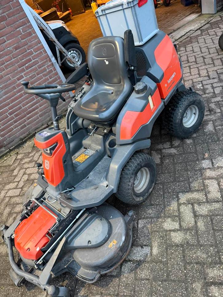 Husqvarna R420 TXS AWD, Tuin en Terras, Zitmaaiers, Zo goed als nieuw, 120 cm of meer, Ophalen of Verzenden