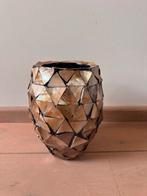 Prachtige Schelpenvaas bruin parelmoer, Huis en Inrichting, Overige materialen, Overige kleuren, Ophalen of Verzenden, Zo goed als nieuw