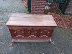 Antieke 19e eeuwse eiken dekenkist., Ophalen