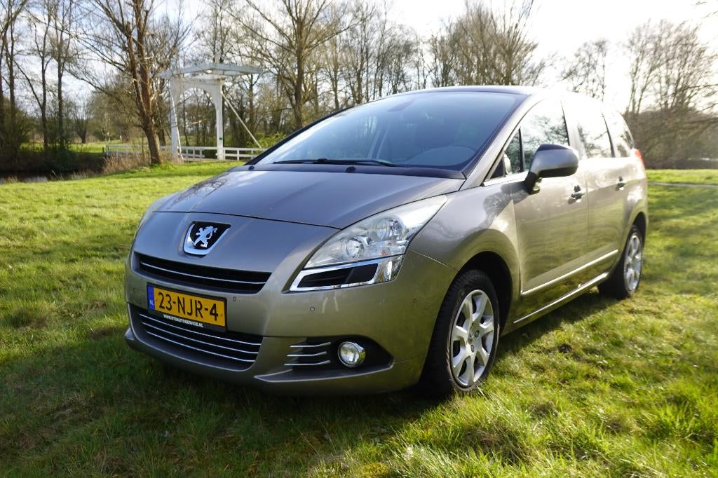Peugeot 5008 1.6 HDi (2010) – Trekhaak | Panorama dak, Auto's, Peugeot, Particulier, ABS, Airbags, Airconditioning, Boordcomputer