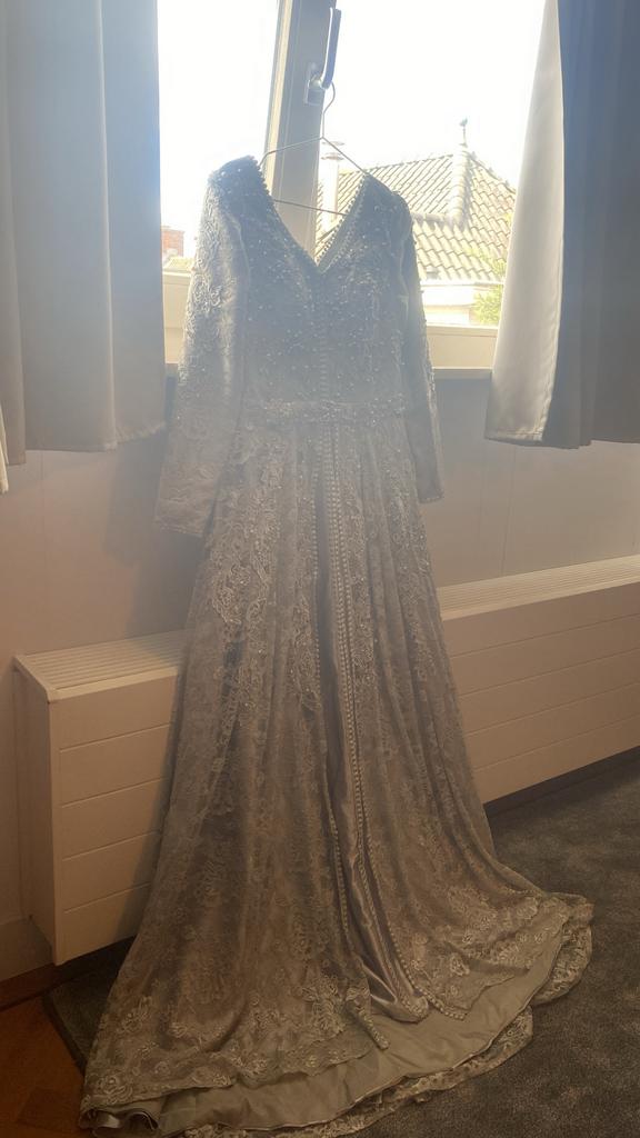 Avond jurk takchita kaftan caftan bruidsjurk, Ophalen of Verzenden, Nieuw, Grijs, Trouwjurk