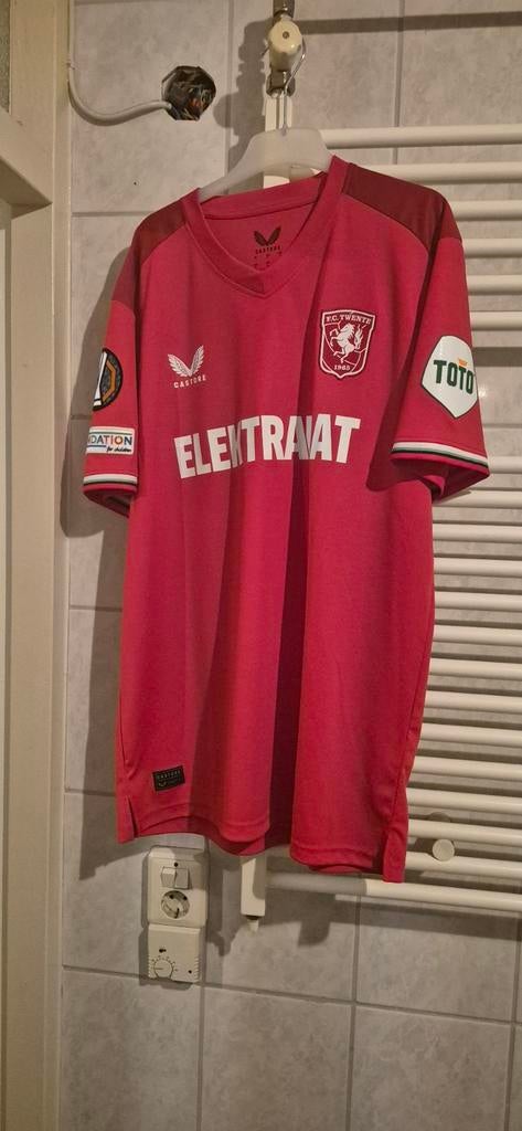 Zo goed als nieuwe fc twente shirt maat l europees, Ophalen, Zo goed als nieuw, Shirt