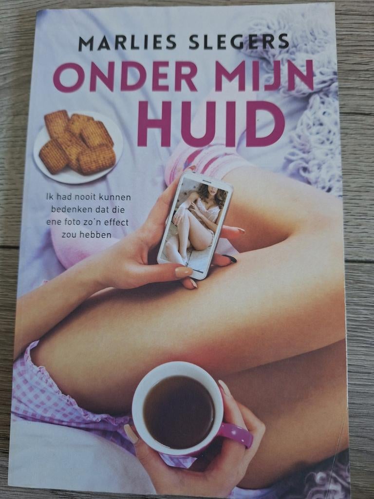 Marlies Slegers - Onder mijn huid (YA), Ophalen of Verzenden, Zo goed als nieuw, Marlies Slegers