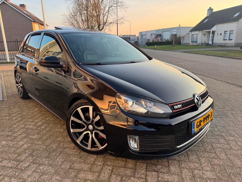 Volkswagen Golf 2.0 TFSI GTI Automaat,Schuifdak,Leer, Gebruikt, 4 cilinders, 1984 cc, Zwart