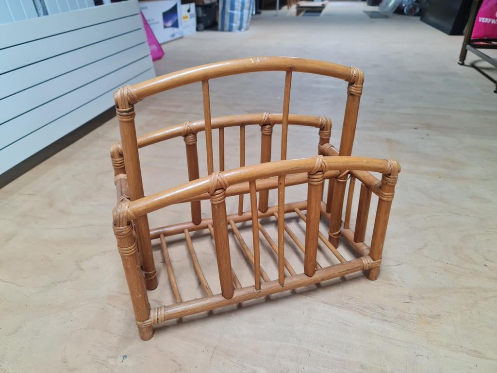 Retro Bamboe Lectuurbak / Krantenbak / Magazinehouder, Ophalen