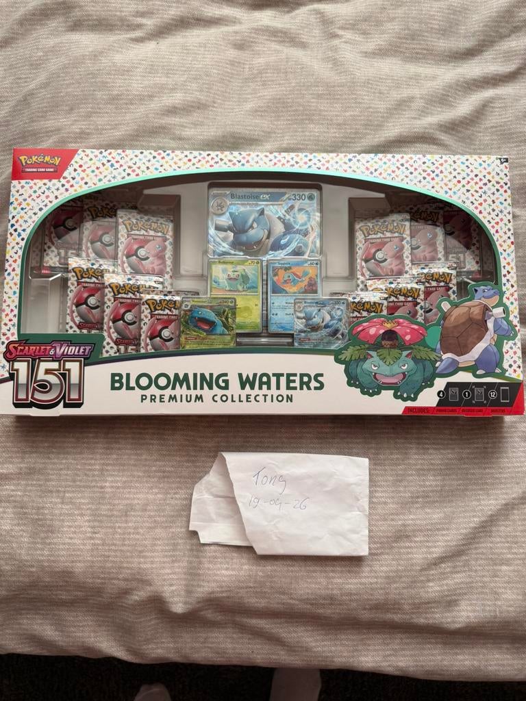 Blooming waters, Hobby en Vrije tijd, Verzamelkaartspellen | Pokémon, Ophalen of Verzenden, Zo goed als nieuw