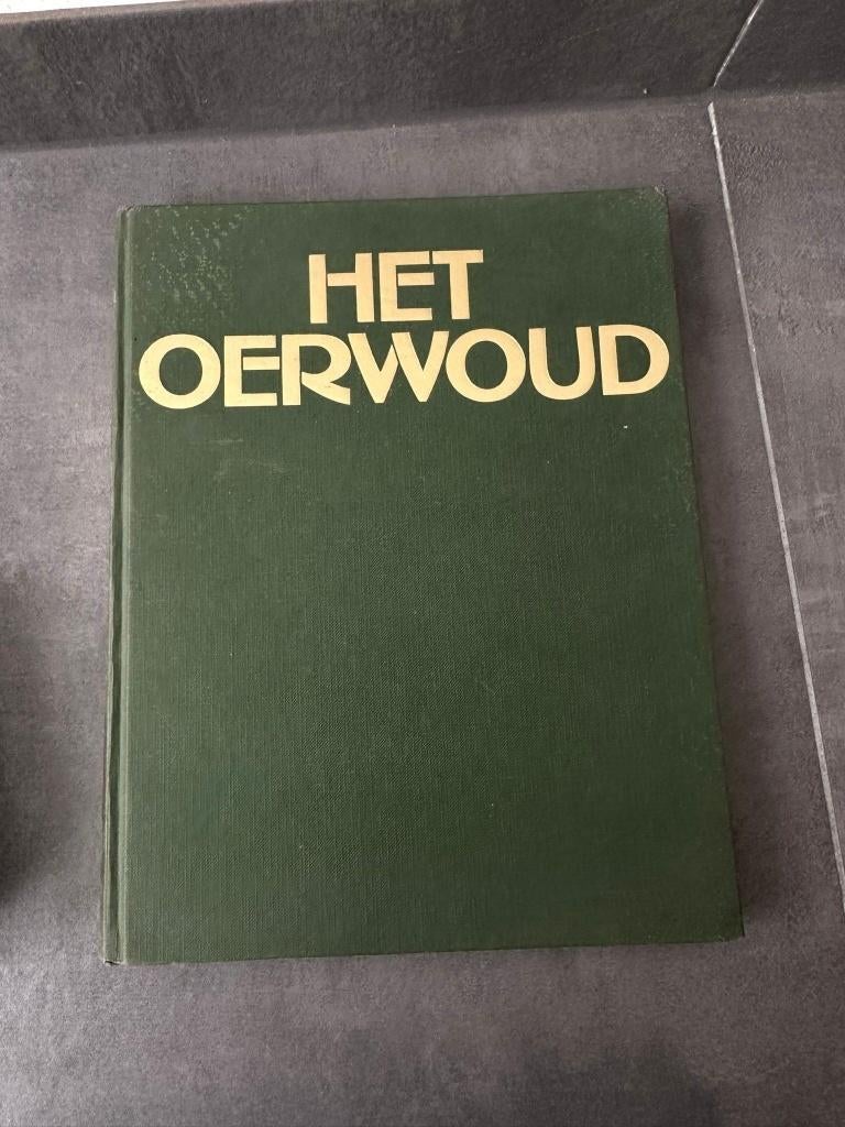 Boek Het Oerwoud Edward S. Ayensu flora en fauna regenwouden, Boeken, Natuur, Ophalen of Verzenden, Nieuw, Natuur algemeen, Edward Ayensu