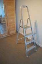 Trap, 4 treden, Ophalen, Gebruikt, Trap, Opvouwbaar of Inschuifbaar