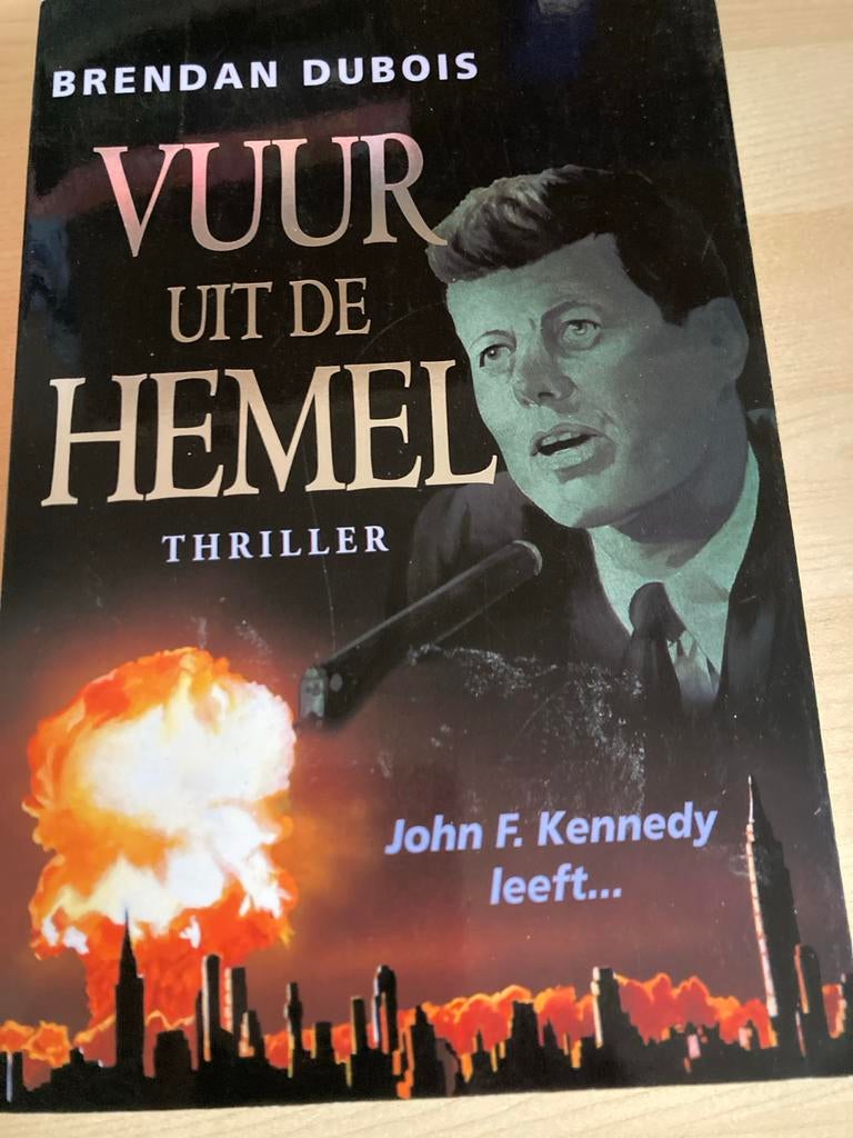 Brendan DuBois - Vuur uit de Hemel, Boeken, Ophalen of Verzenden, Zo goed als nieuw, Amerika
