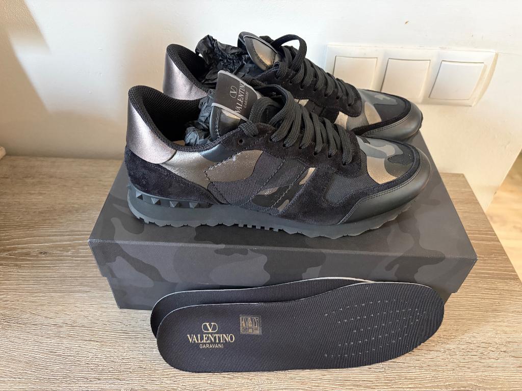 Valentino Garavani Sneakers maat 43, Kleding | Heren, Schoenen, Nieuw, Sneakers of Gympen, Zwart, Ophalen