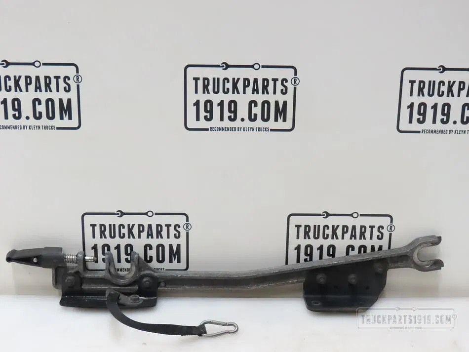Volvo 20442377 Steun side skirt Volvo, Ophalen, Gebruikt