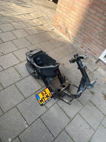 Zip a1 c25 motorframe beschikbaar voor biedingen