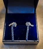 Wit gouden oorbellen/oorhangers met saffieren en diamanten, Sieraden, Tassen en Uiterlijk, Oorbellen, Hangers, Nieuw, Ophalen of Verzenden