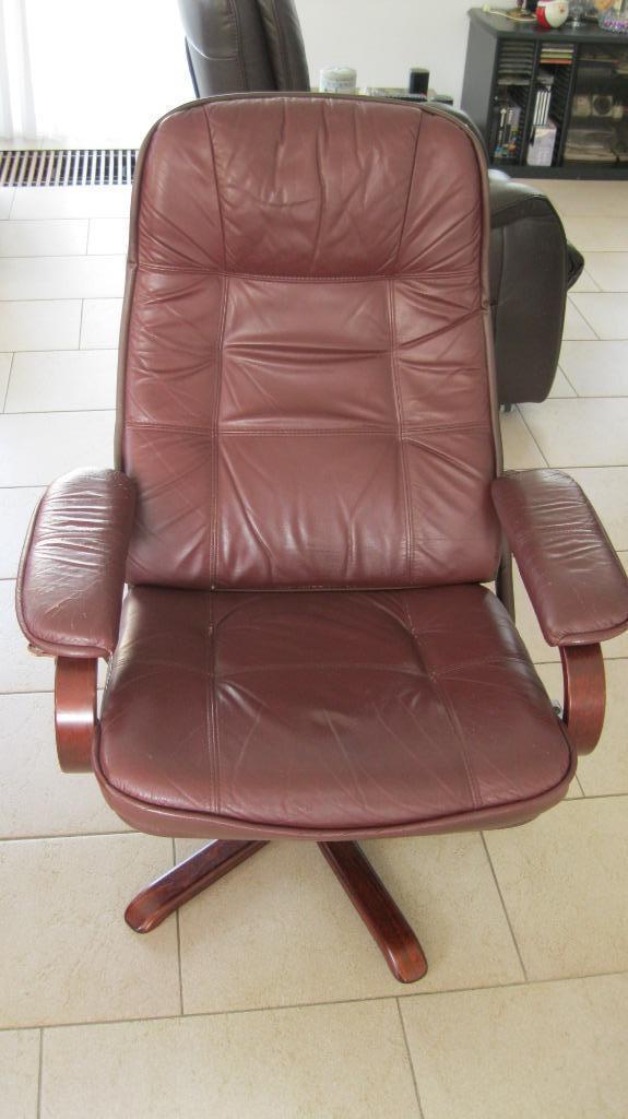lederen draaibare verstelbare relax fauteuil / ossenbloed, Huis en Inrichting, Fauteuils, Gebruikt, Hout, Leer, Metaal, 75 tot 100 cm