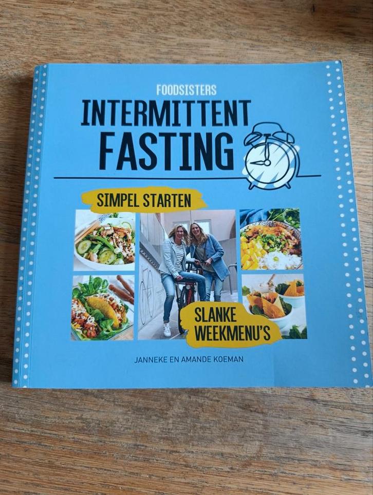 FOODSISTERS,
INTERMITTENT FASTING, Boeken, Gezondheid, Dieet en Voeding, Zo goed als nieuw, Ophalen of Verzenden
