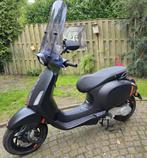 Vespa Sprint – Bouwjaar 2024 – Slechts 106 km!, Fietsen en Brommers, Scooters | Vespa, Ophalen, Maximaal 45 km/u, Vespa S, Zo goed als nieuw