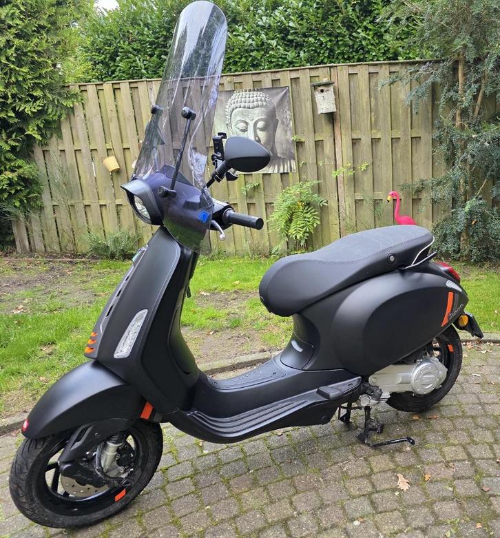 Vespa Sprint – Bouwjaar 2024 – Slechts 106 km!, Fietsen en Brommers, Scooters | Vespa, Zo goed als nieuw, Vespa S, Maximaal 45 km/u