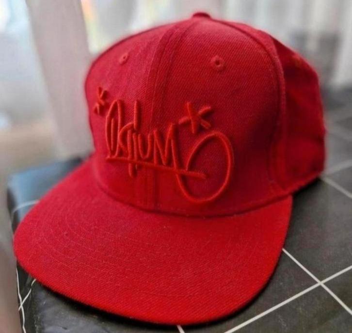 Rode Pet, Kleding | Heren, Hoeden en Petten, Zo goed als nieuw, Ophalen of Verzenden