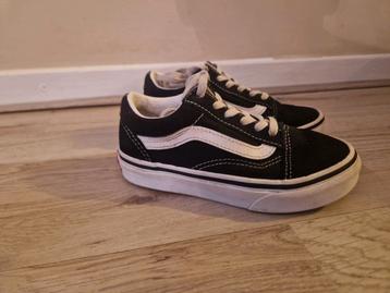 Vans kinderschoenen zwart/wit maat 28 beschikbaar voor biedingen