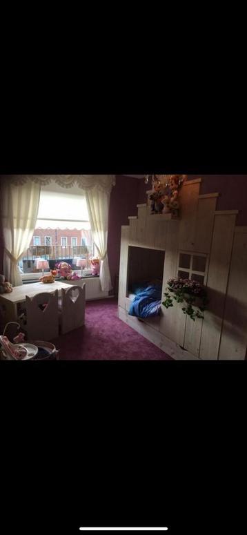 Steigerhouten Vogelhuis Bed met Kast beschikbaar voor biedingen