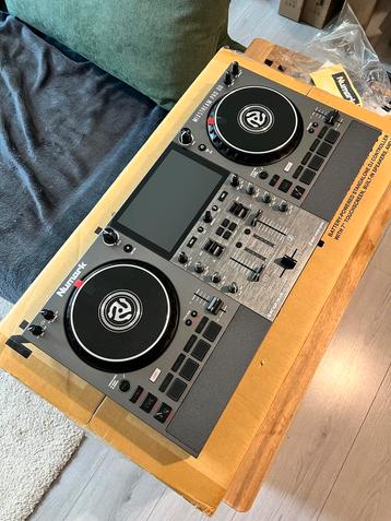 Numark Mixstream Pro Go - As good as new! beschikbaar voor biedingen