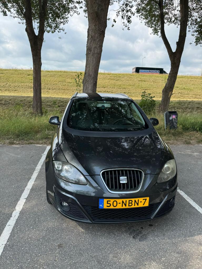 Seat Altea XL 1.8 TSI 118KW St.wagon AUT 2010 Grijs, Auto's, Euro 5, 4 cilinders, Altea XL, 160 pk