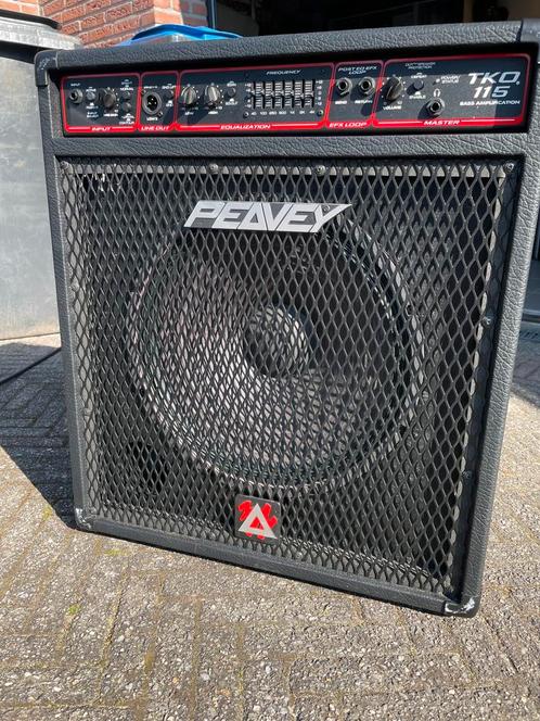 Peavey TKO 115 in zeer nette staat, Muziek en Instrumenten, Versterkers | Bas en Gitaar, Gebruikt, Basgitaar, 50 tot 100 watt