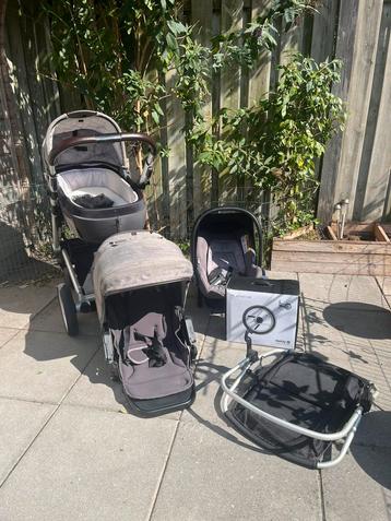 Kinderwagen set mutsy beschikbaar voor biedingen