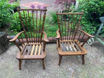 Senioren stoelen een man en vrouw uitvoering  beschikbaar voor biedingen