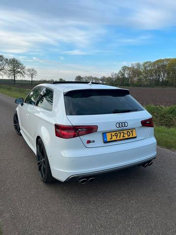 Audi S3 2.0 Tfsi 221KW 3-D Quattr.s-tron 2014 Wit beschikbaar voor biedingen