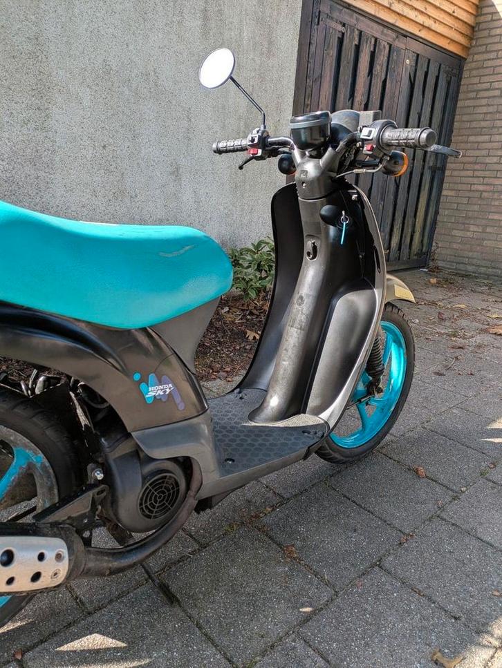 Honda Sky brommer - Opknapper, Fietsen en Brommers, Brommers | Overige merken, Gebruikt, Ophalen of Verzenden