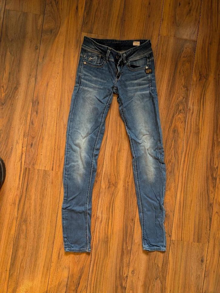 Diverse spijkerbroeken, Kleding | Dames, Spijkerbroeken en Jeans, Zo goed als nieuw, W27 (confectie 34) of kleiner, Blauw, Ophalen of Verzenden