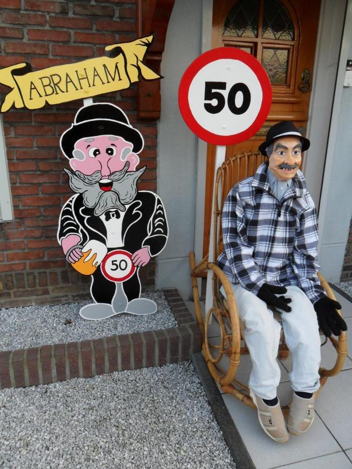 Abraham levensgroot en feestborden te huur, Hobby en Vrije tijd, Feestartikelen | Verhuur, Nieuw, Abraham of Sarah, Ophalen