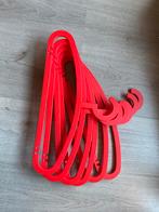 6 rode IKEA volwassen kledinghangers, Kleding | Dames, Kledinghangers, Ophalen, Zo goed als nieuw, Kunststof, Volwassenen